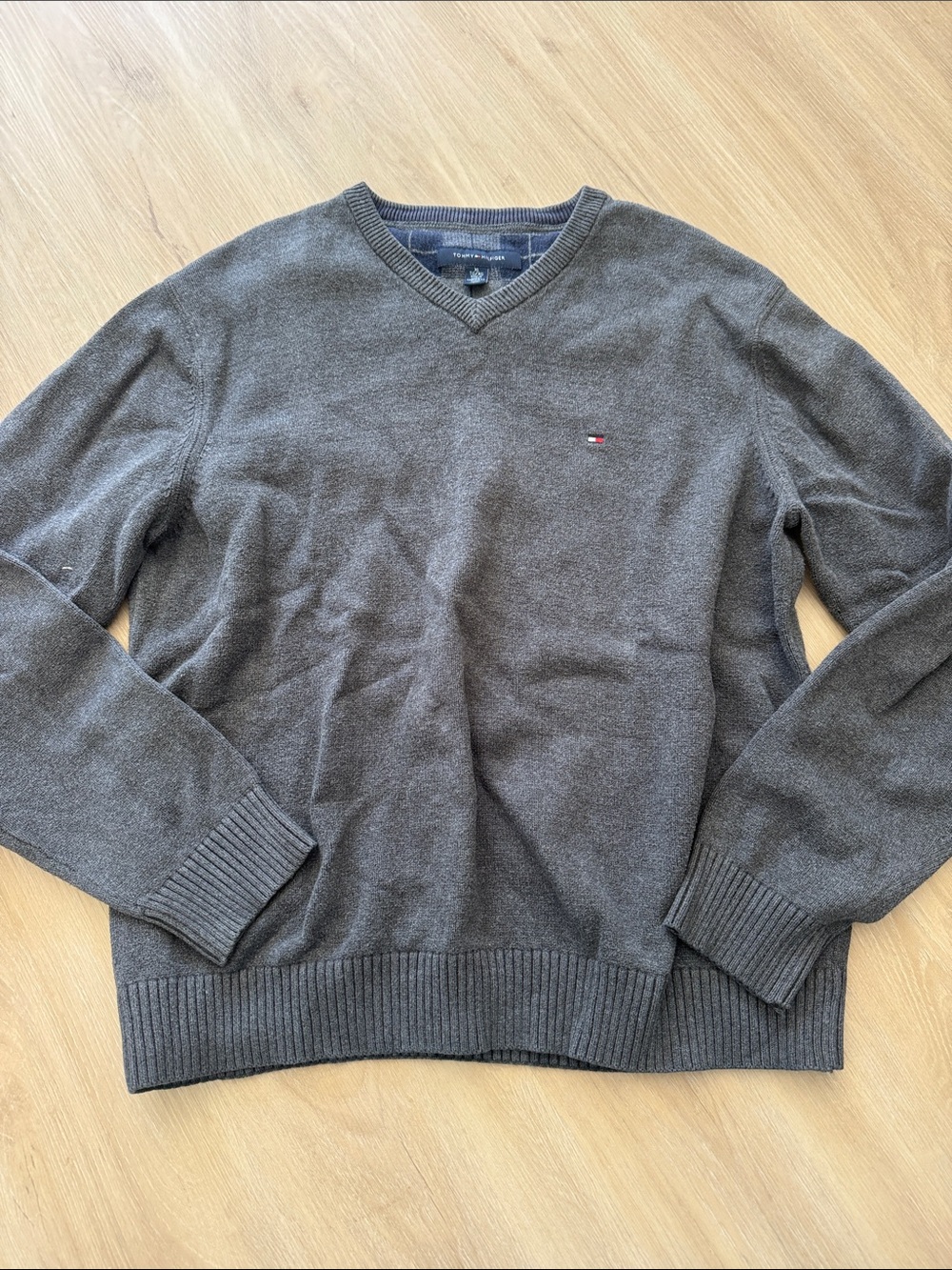 Tommy Hilfiger Men's Dark Gray V-Neck Sweater
